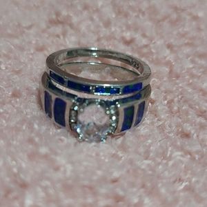 Womans  Engagement ring set size 9.